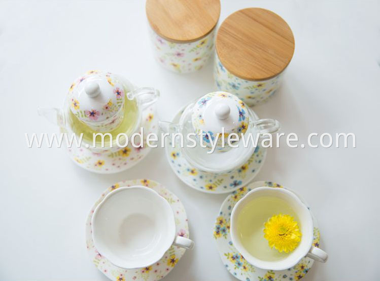 Porcelain Teapot For One